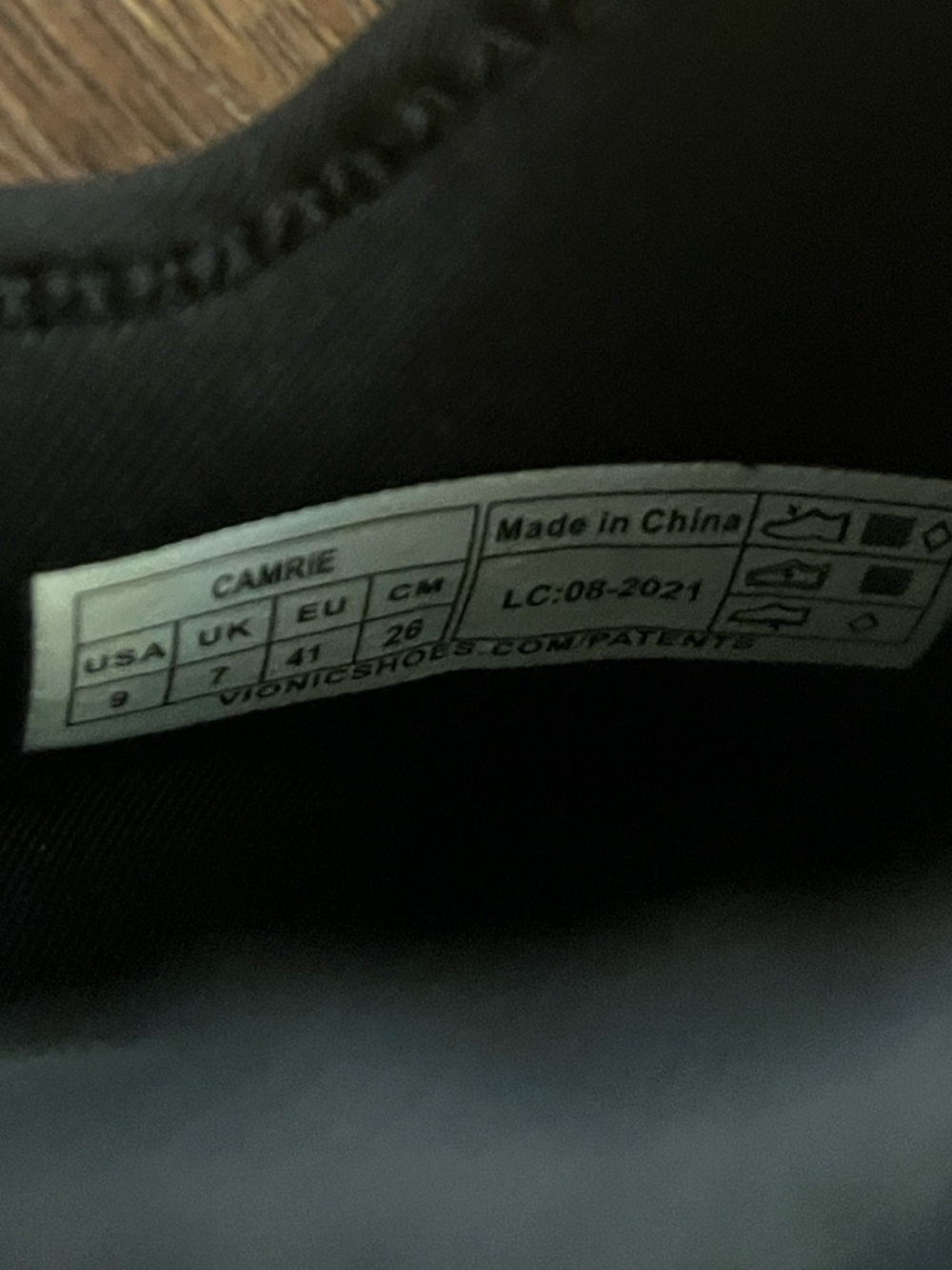 Vionic Camrie Black and White Slip-On Mesh Athletic Sneakers Size 9 - Picture 4 of 6